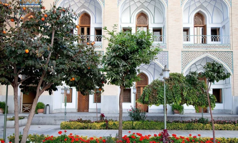 Hotel Abbasi, Persischer Garten In Isfahan, Iran